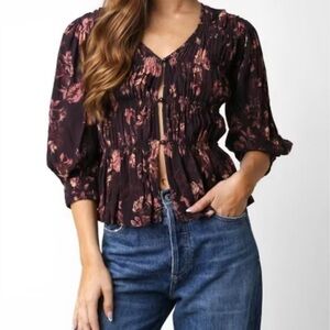 NWT Olivaceous Reese Top size small